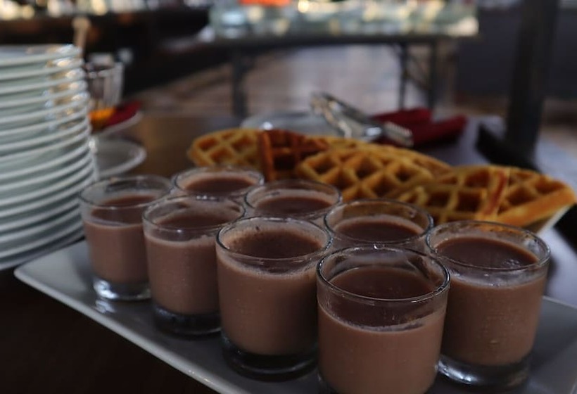 בית מלון כפרי Grand Victoria