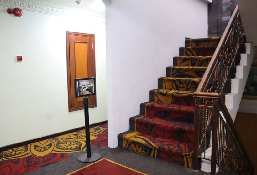 בית מלון כפרי Grand Victoria