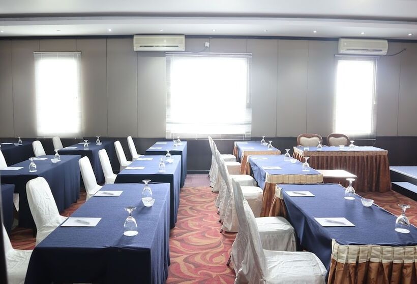 בית מלון כפרי Grand Victoria