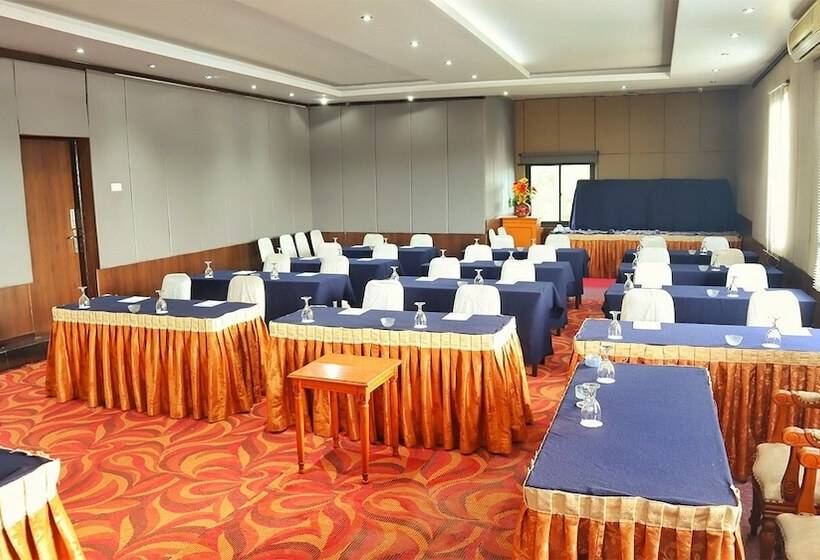 בית מלון כפרי Grand Victoria