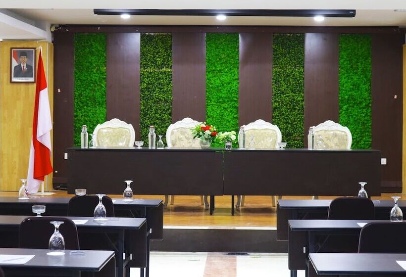 בית מלון כפרי Grand Victoria