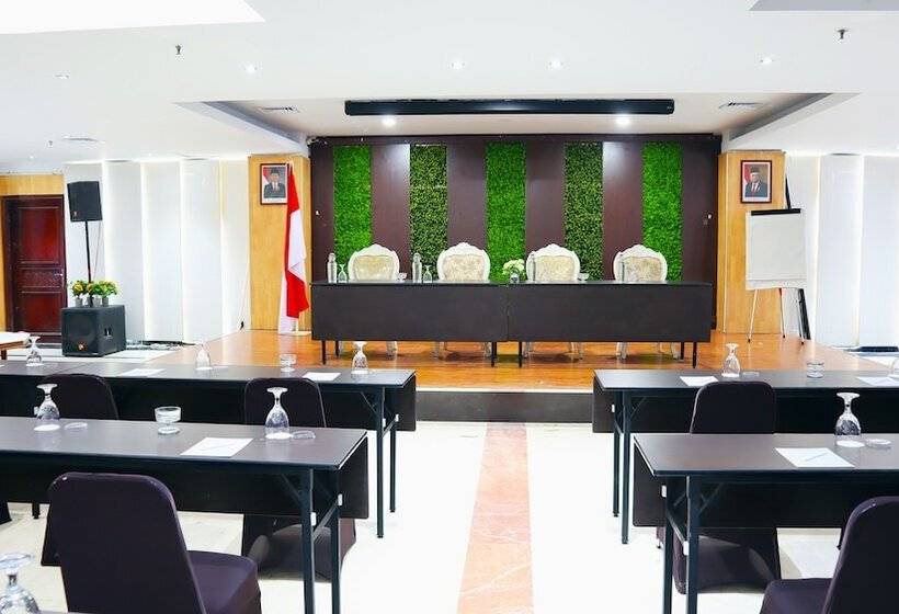 בית מלון כפרי Grand Victoria