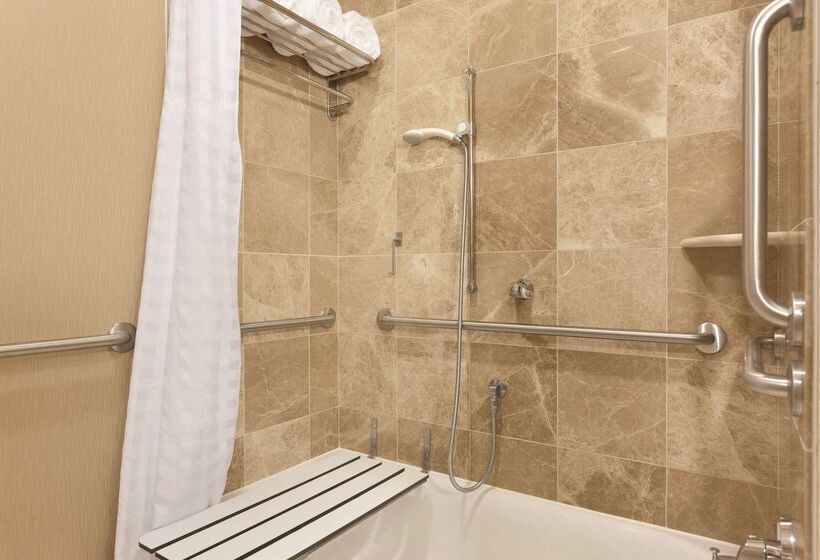 酒店 Hilton Garden Inn Falls Church