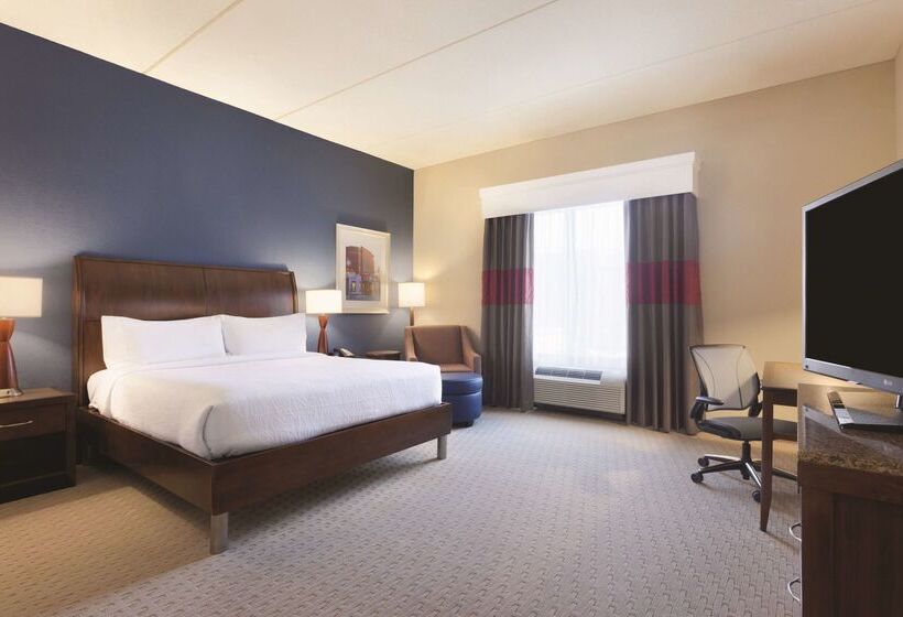 酒店 Hilton Garden Inn Falls Church