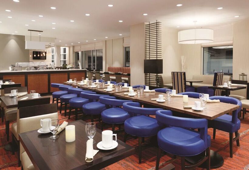 酒店 Hilton Garden Inn Falls Church