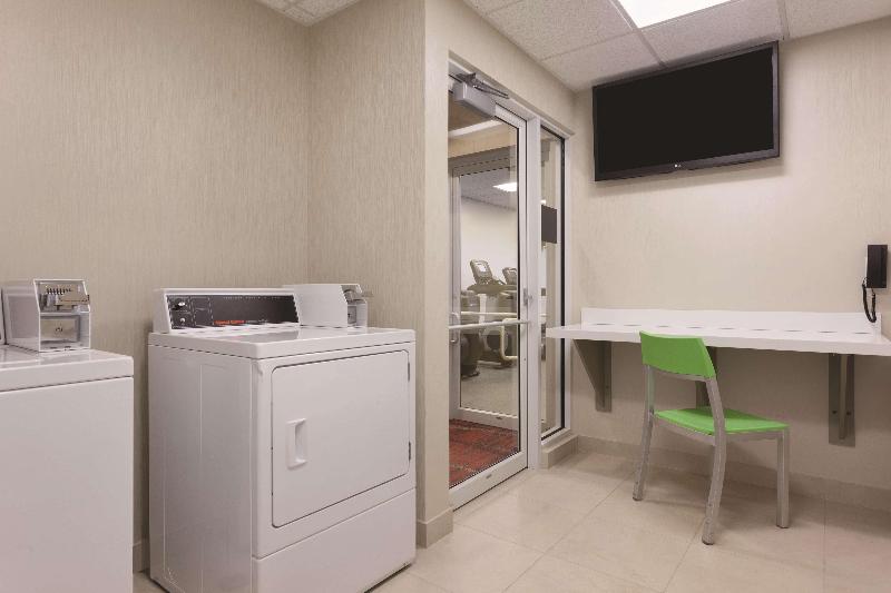 酒店 Hilton Garden Inn Falls Church