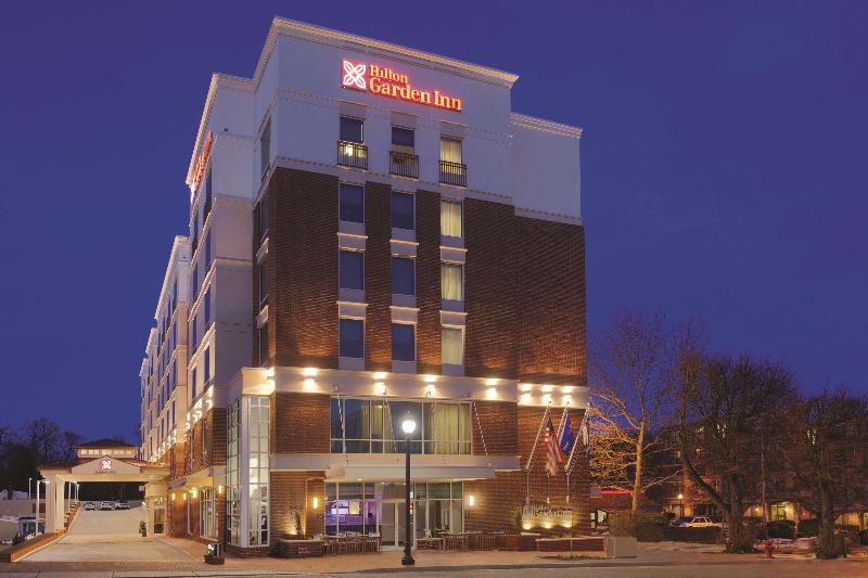 酒店 Hilton Garden Inn Falls Church