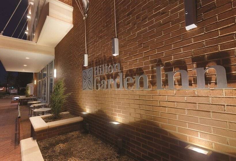 酒店 Hilton Garden Inn Falls Church