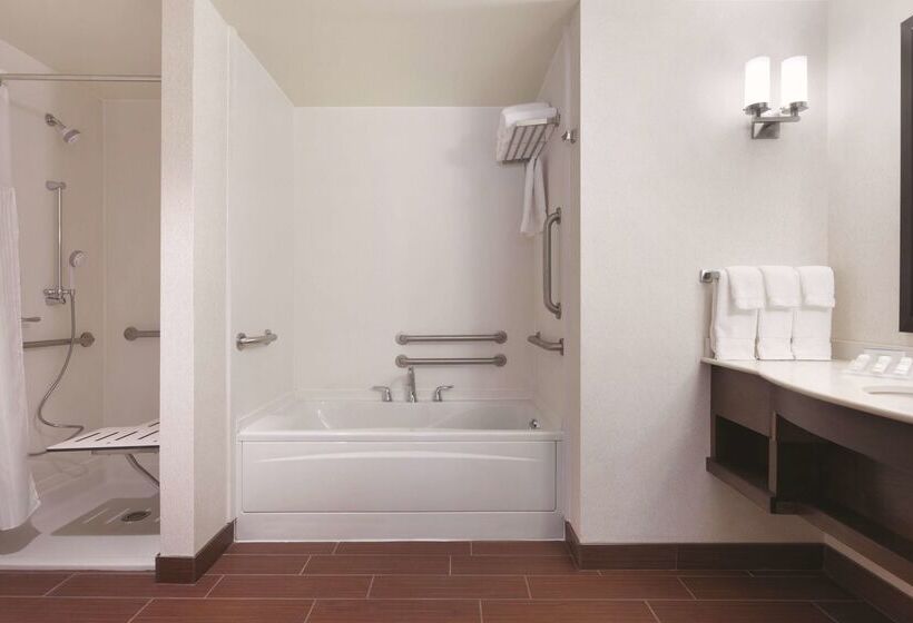 ホテル Hilton Garden Inn Rochester Downtown, Ny