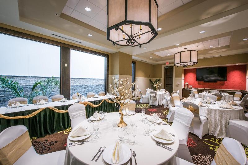 ホテル Hilton Garden Inn Rochester Downtown, Ny