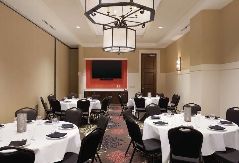 ホテル Hilton Garden Inn Rochester Downtown, Ny