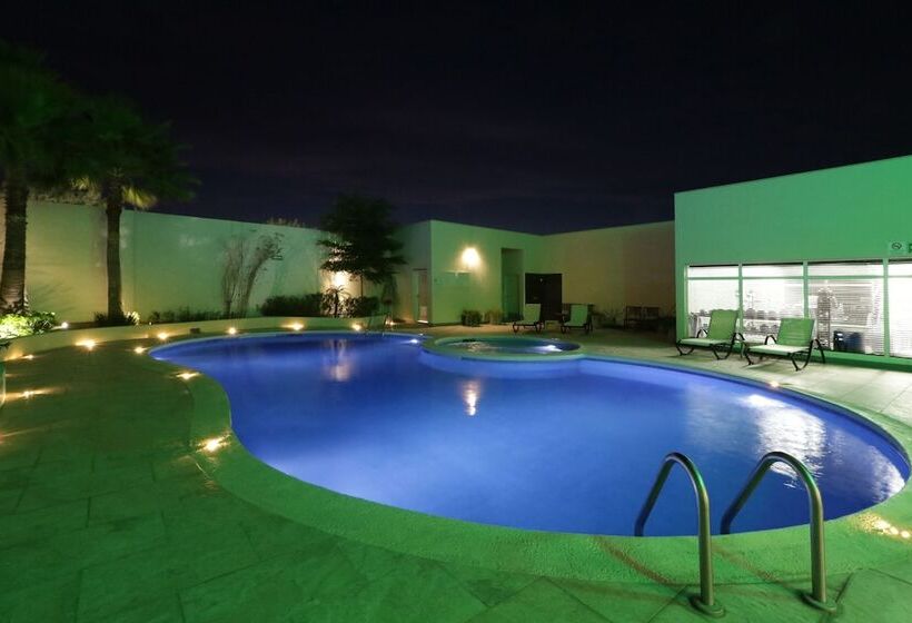 Holiday Inn Hotel & Suites Hermosillo Aeropuerto, An Ihg