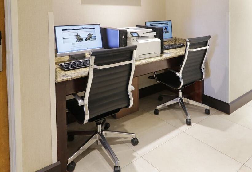 Holiday Inn Hotel & Suites Hermosillo Aeropuerto, An Ihg