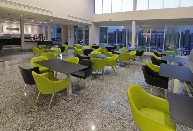 Holiday Inn Express Hotel & Suites Hermosillo, An Ihg