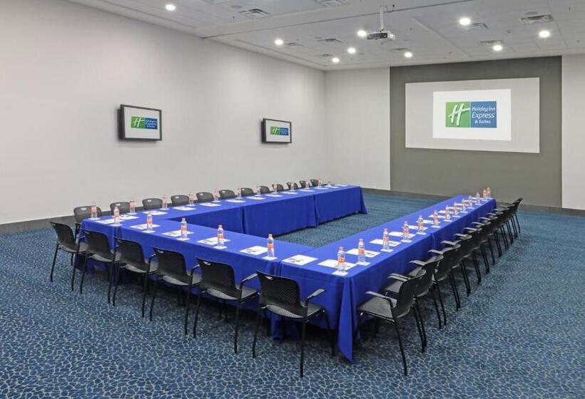 Holiday Inn Express Hotel & Suites Hermosillo, An Ihg