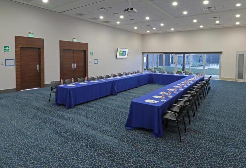 Holiday Inn Express Hotel & Suites Hermosillo, An Ihg