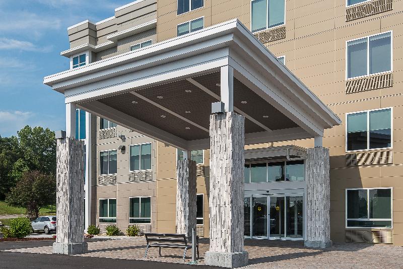 בית מלון כפרי Holiday Inn Express & Suites Norwood Boston Area By Ihg