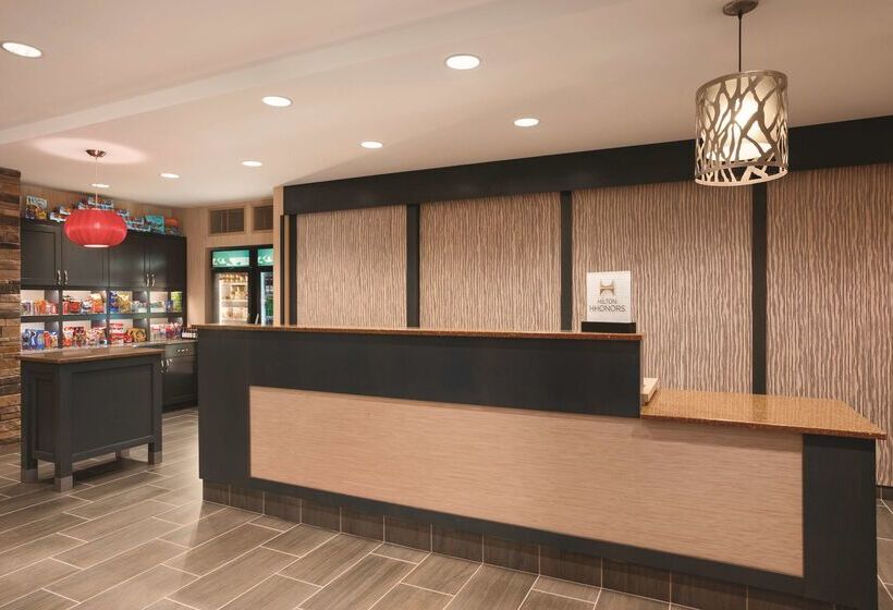 هتل Homewood Suites By Hilton Ankeny