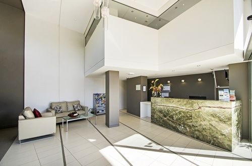 هتل Horton Apartments