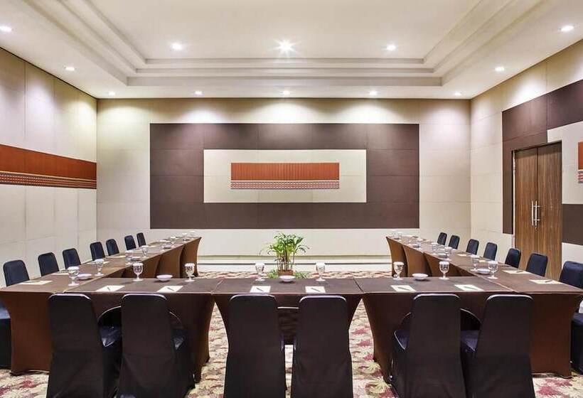 فندق Jambuluwuk Convention Hall & Resort Puncak