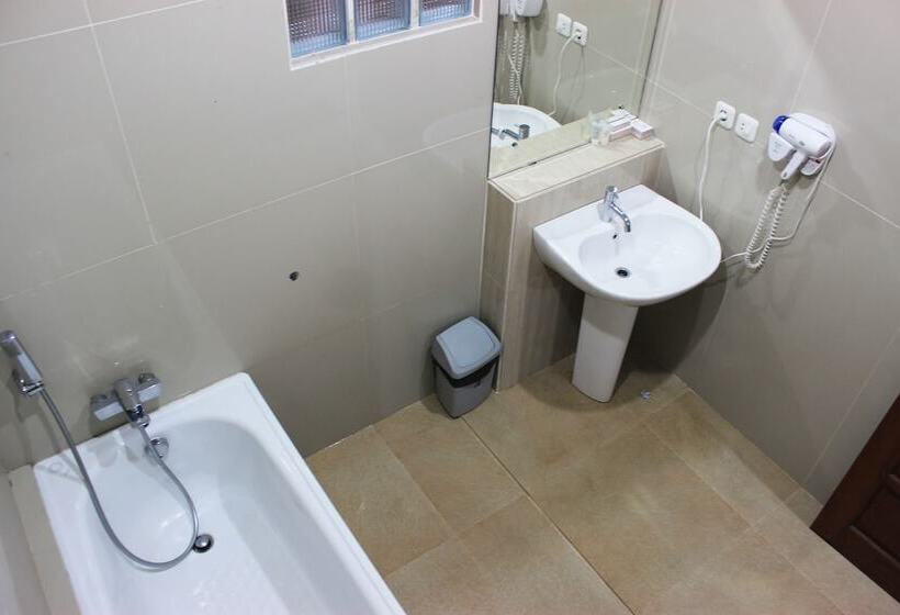 فندق Jambuluwuk Convention Hall & Resort Puncak