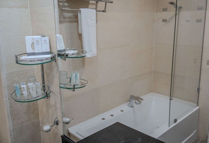 هتل Jannat Regency