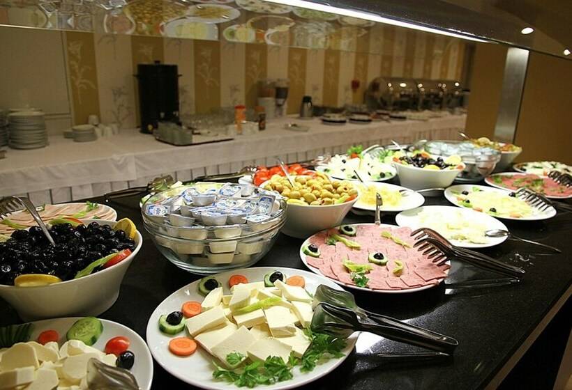 هتل Kelesler Park