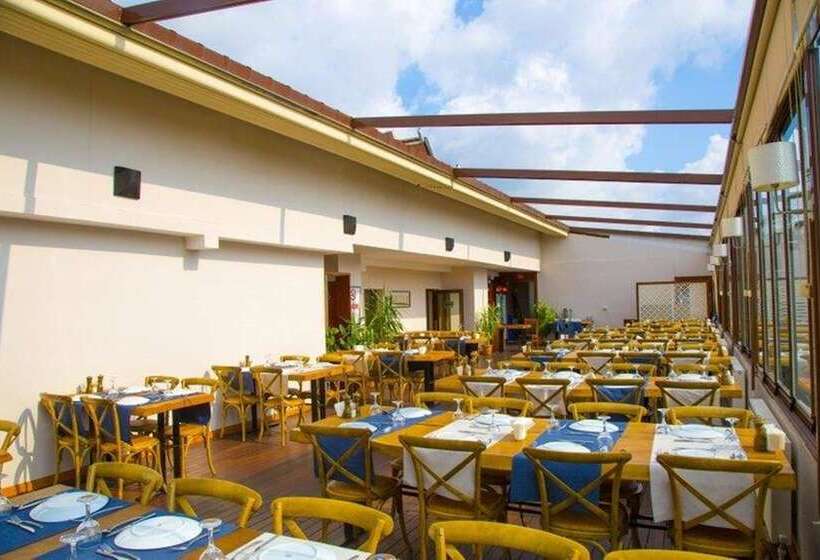 هتل Kelesler Park