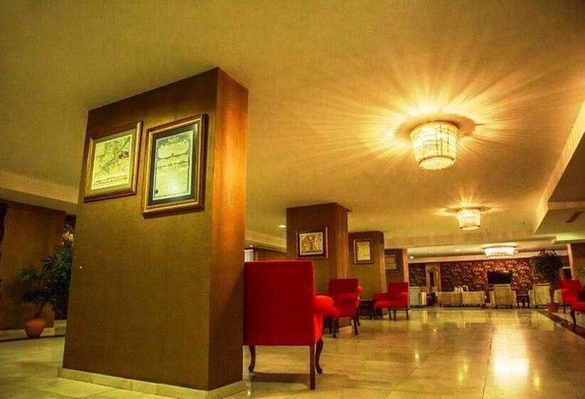 هتل Kelesler Park