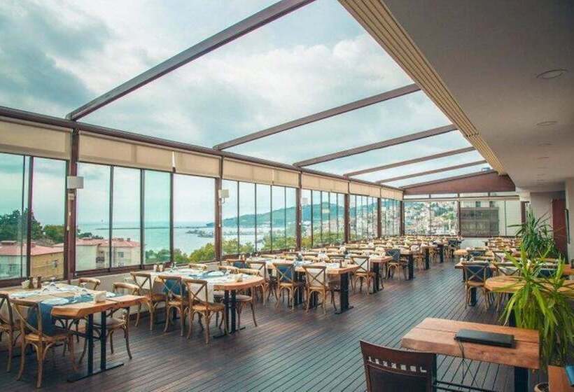 هتل Kelesler Park