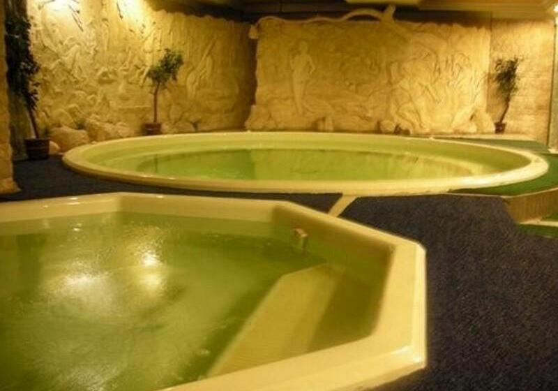 בית מלון כפרי Kini Pontianak