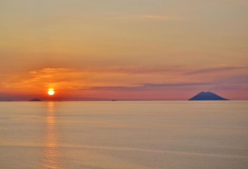 호텔 L' Arcobaleno Resort