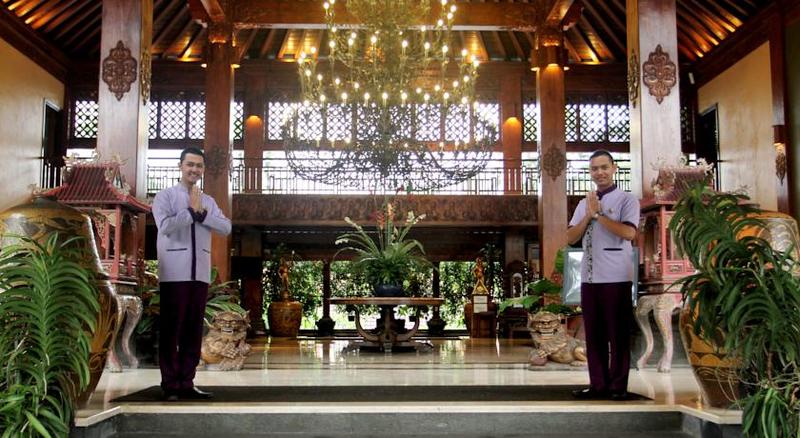 فندق Laras Asri Resort & Spa