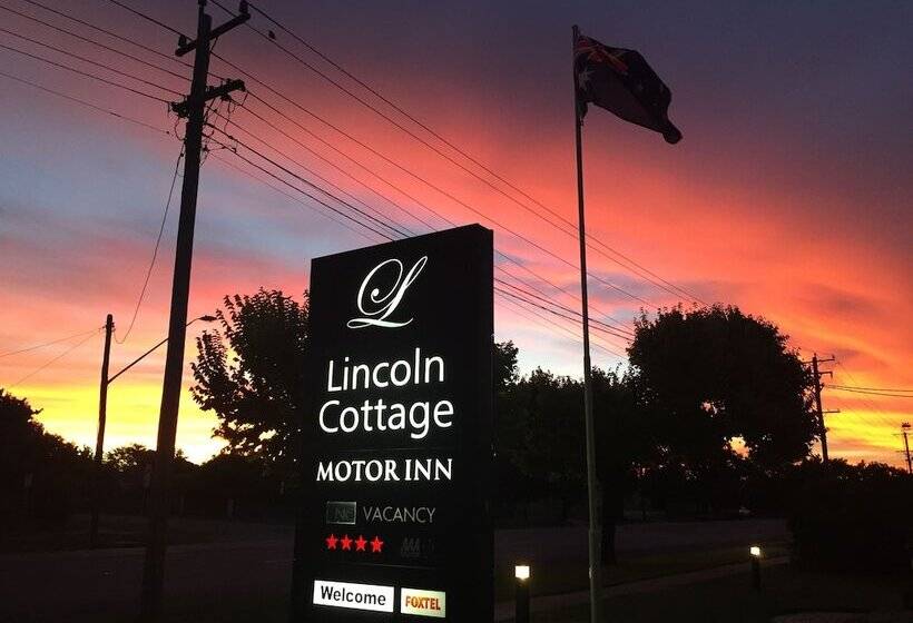 هتل Lincoln Cottage Motor Inn