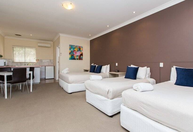 هتل Lincoln Cottage Motor Inn