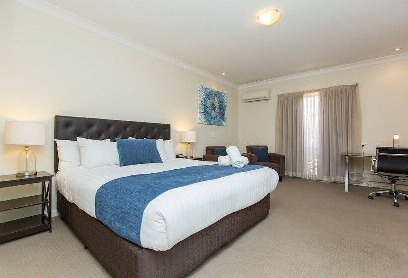 هتل Lincoln Cottage Motor Inn