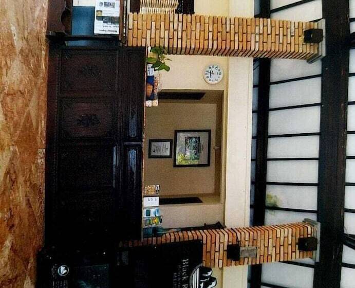 בית מלון כפרי Lorin Beach Resort Belitung