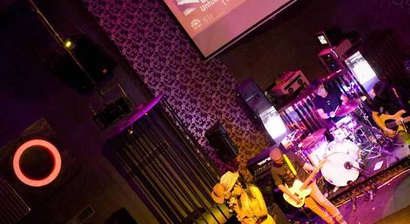 בית מלון כפרי Merdeka Kediri