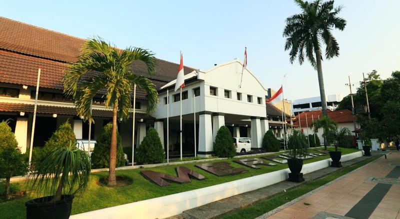 בית מלון כפרי Merdeka Kediri