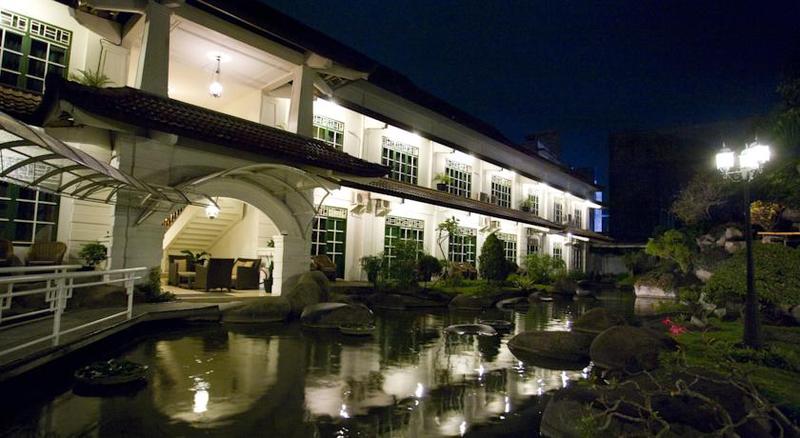 בית מלון כפרי Merdeka Kediri