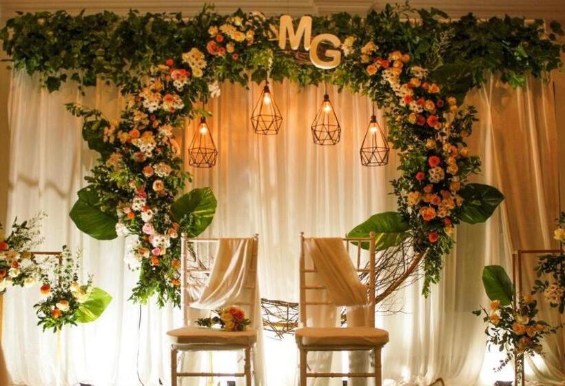 בית מלון כפרי Merdeka Kediri