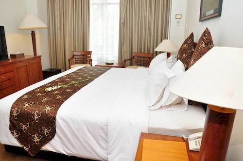 ホテル Mesra Business & Resort