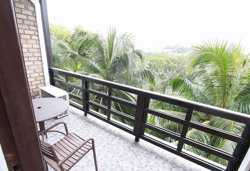 ホテル Mesra Business & Resort