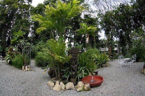 ホテル Mesra Business & Resort