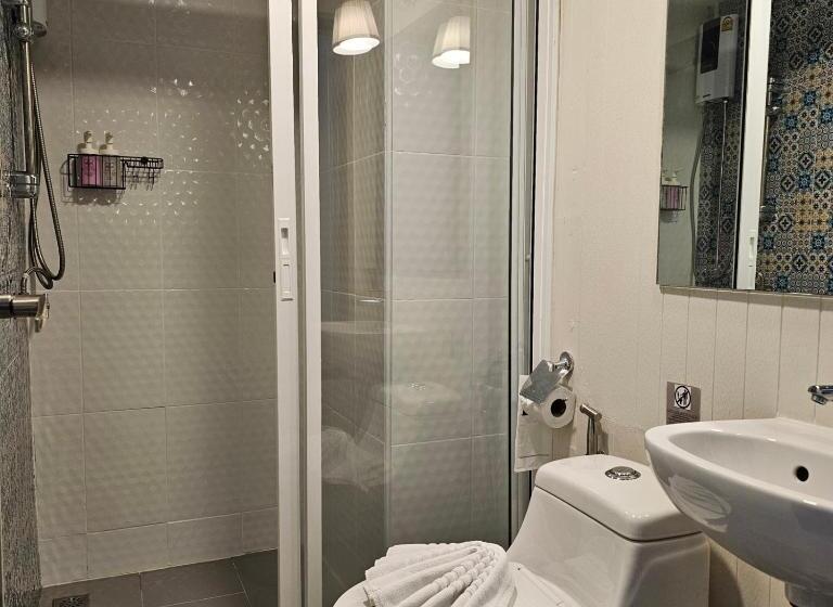 Montree Phuket Hotel, Sha Extra Plus