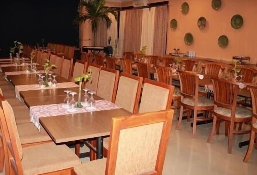 New Siliwangi Hotel & Restaurant