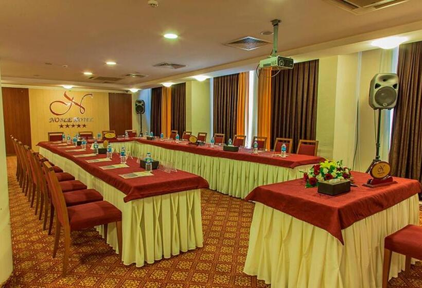 هتل Noble