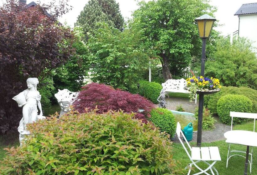 בית מלון כפרי Nya Pallas