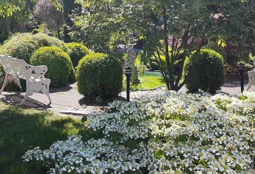 בית מלון כפרי Nya Pallas