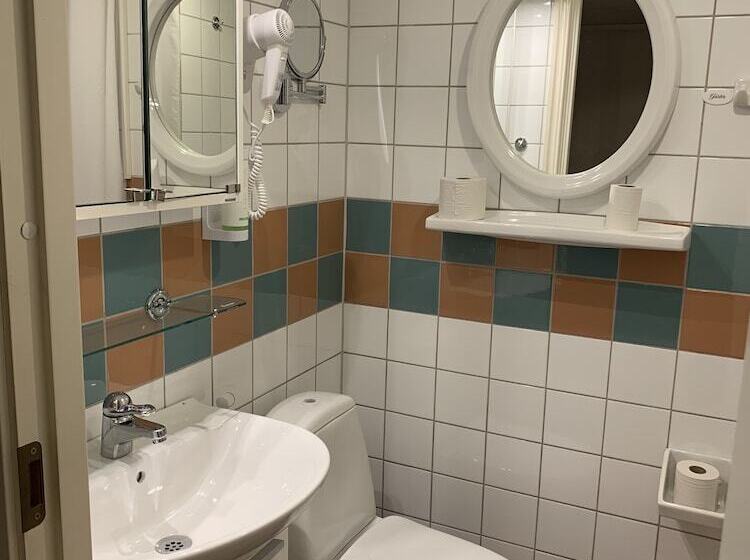 בית מלון כפרי Nya Pallas